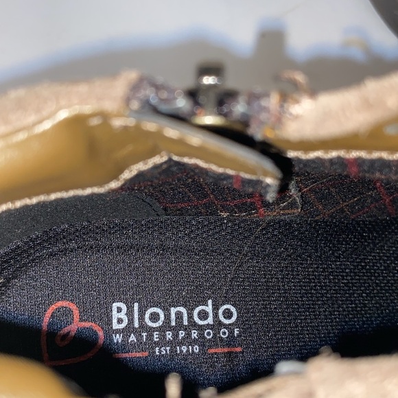 Blondo Waterproof Suede Leather Bootie Grayish/Tan - Picture 9 of 10